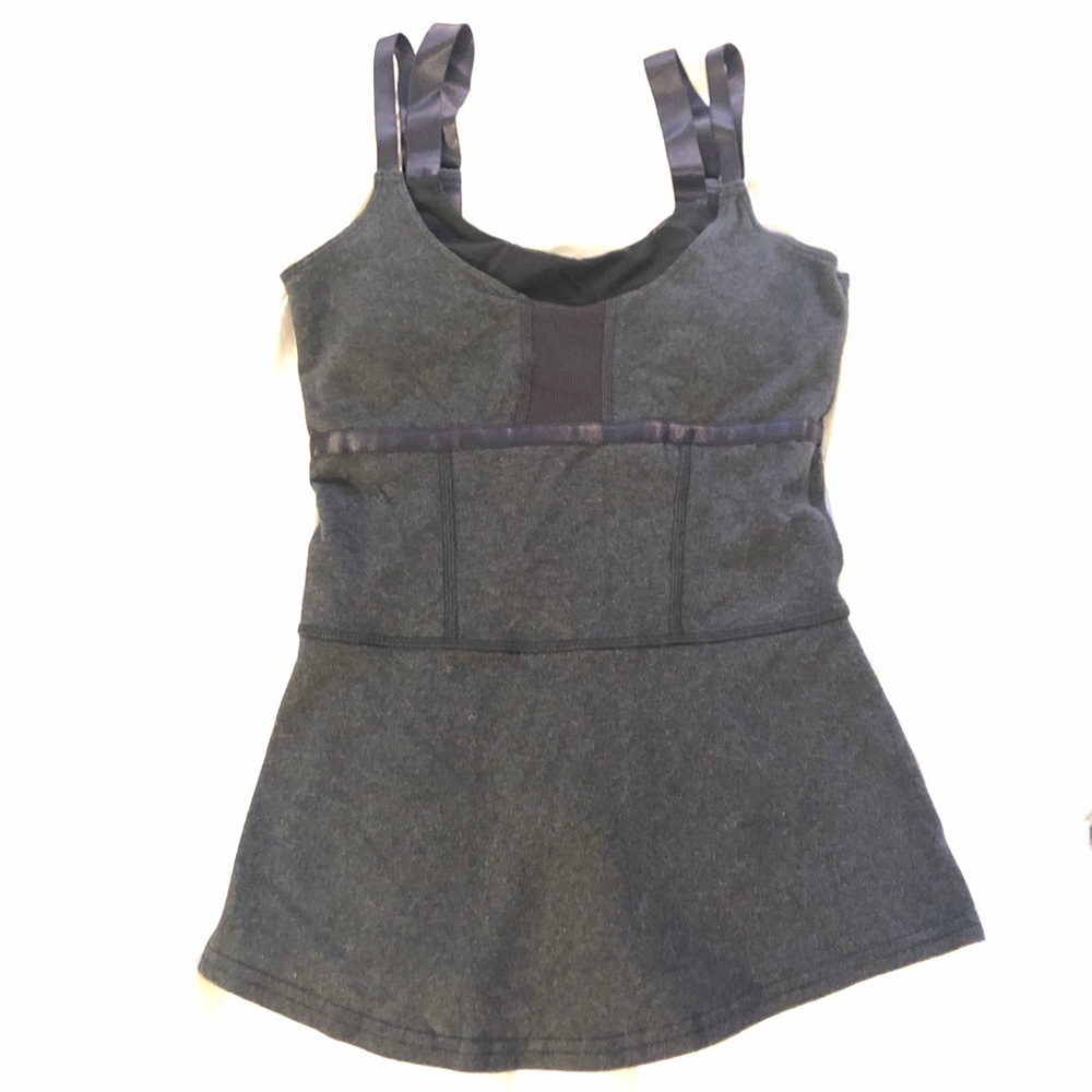 Lululemon bustier tank adjustable straps
